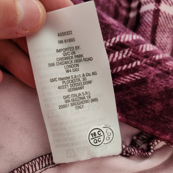 Denim & Co. Printed Velour Pullover Hi-Low Hem Deep Wine Plaid Petite Small NWOT - Picture 12 of 14